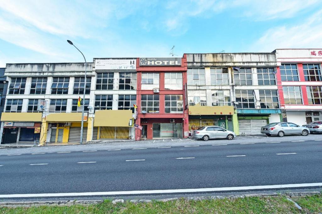 Oyo 90892 L&e Hotel Seremban