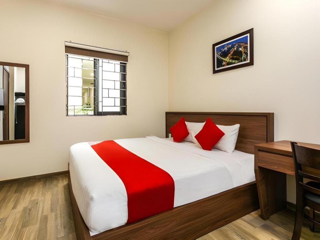 Oyo 90892 L&e Hotel